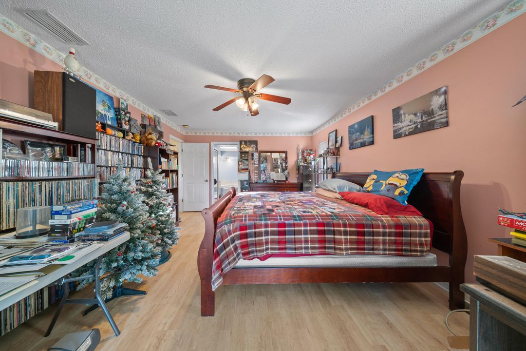 For Sale: $465,000 (3 beds, 2 baths, 2191 Square Feet)