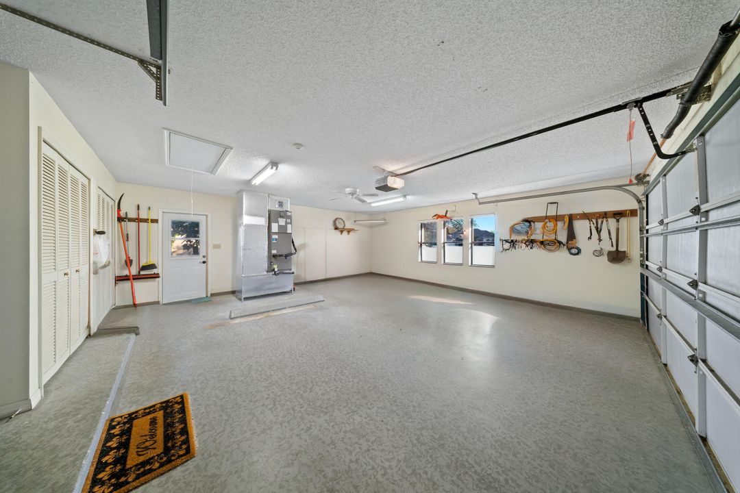 For Sale: $465,000 (3 beds, 2 baths, 2191 Square Feet)