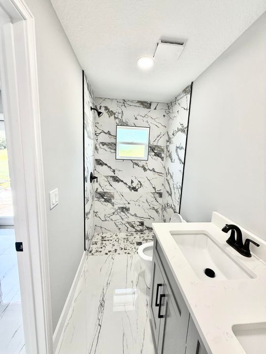 For Sale: $398,900 (3 beds, 2 baths, 1588 Square Feet)