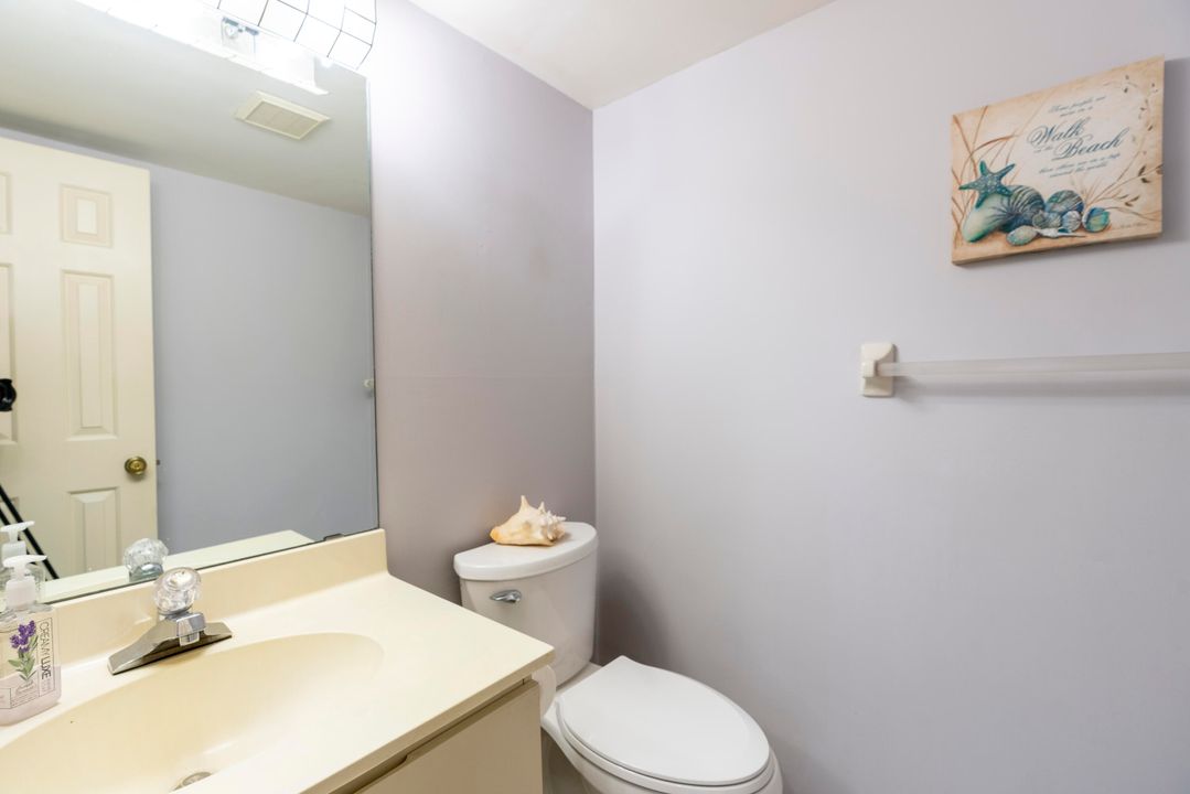 Activo con contrato: $215,000 (2 camas, 2 baños, 1384 Pies cuadrados)