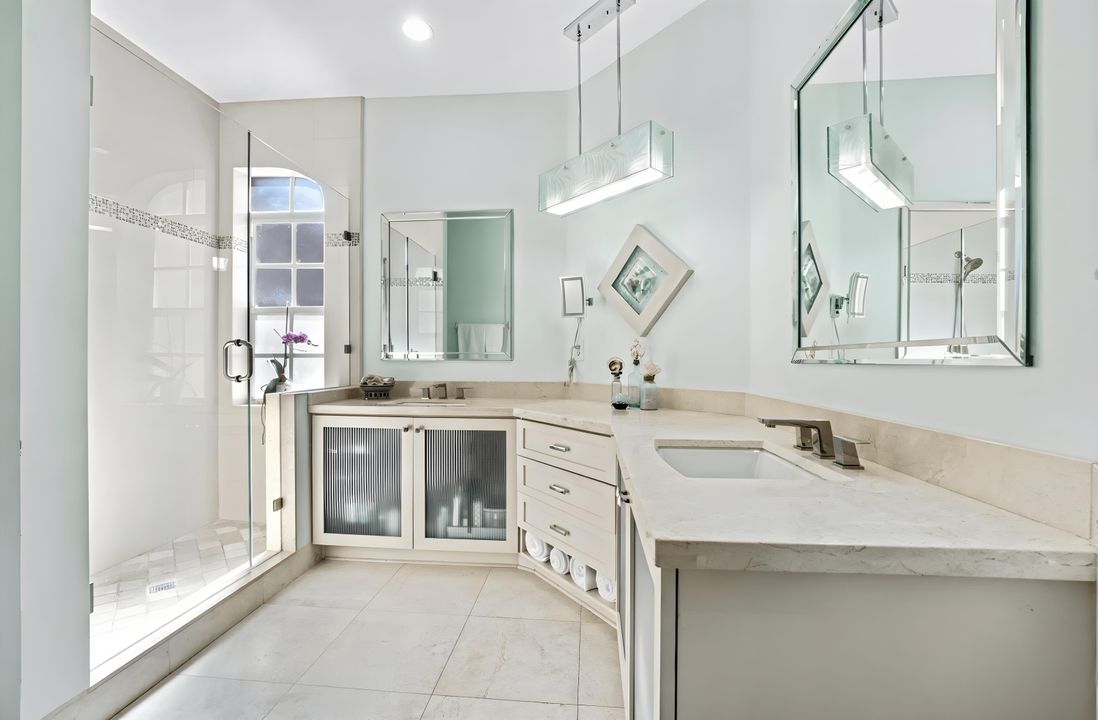 Activo con contrato: $450,000 (3 camas, 2 baños, 1778 Pies cuadrados)