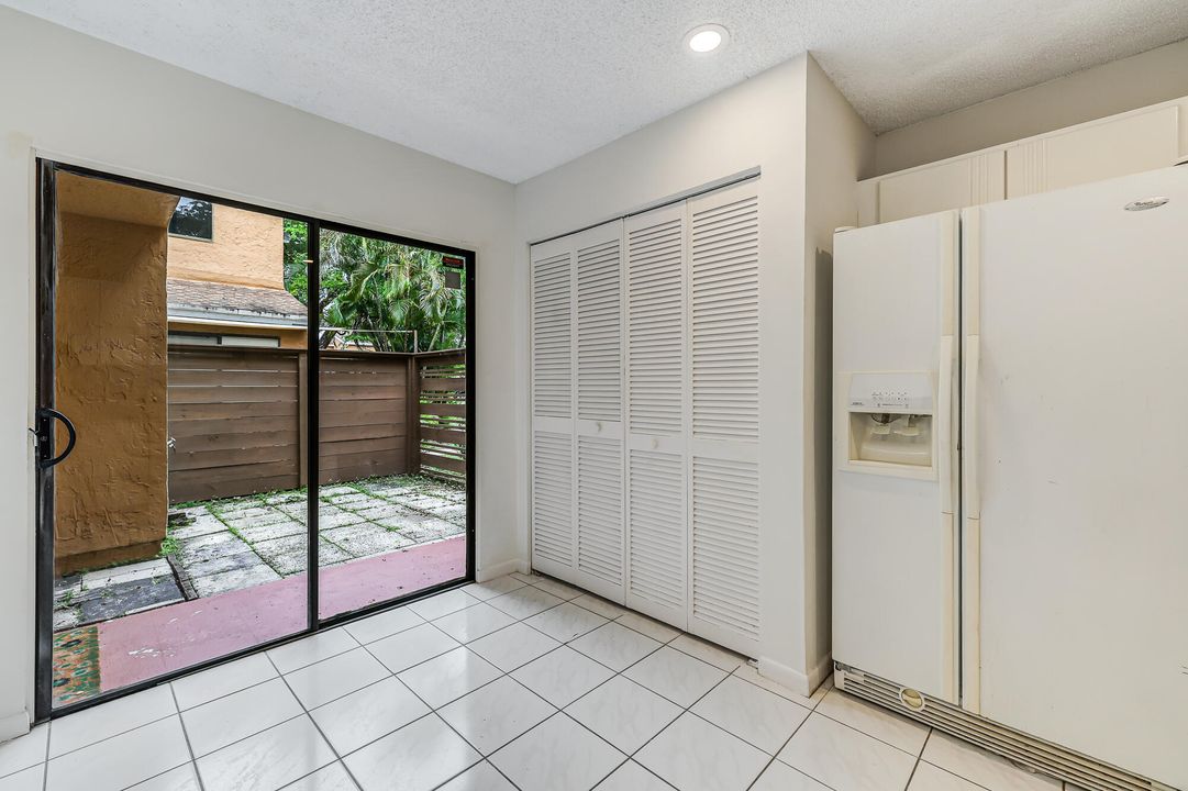 For Sale: $337,500 (3 beds, 2 baths, 1604 Square Feet)