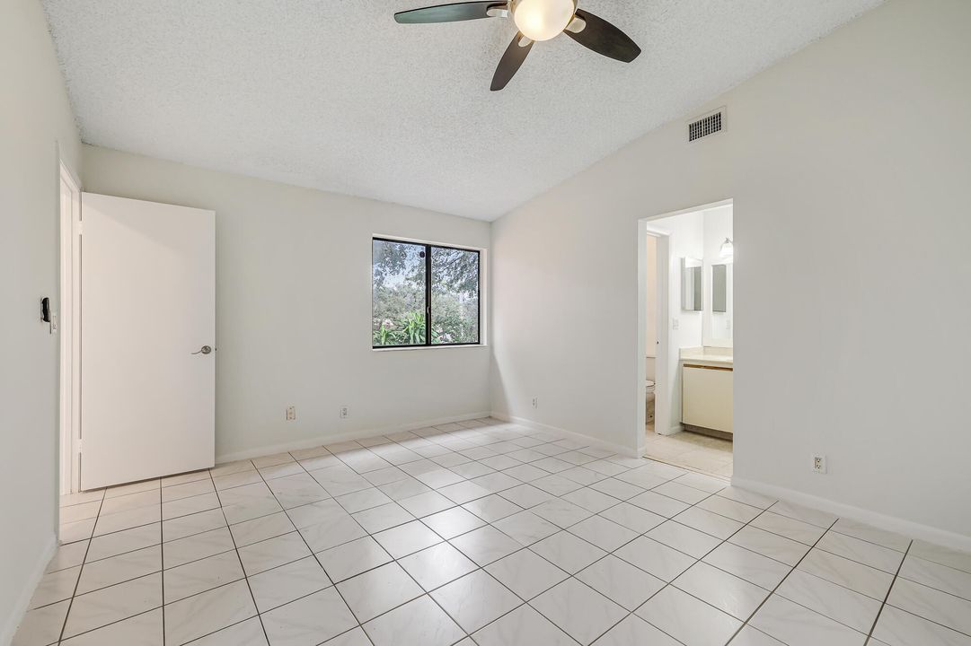 For Sale: $337,500 (3 beds, 2 baths, 1604 Square Feet)