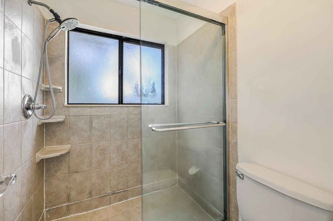 For Sale: $337,500 (3 beds, 2 baths, 1604 Square Feet)