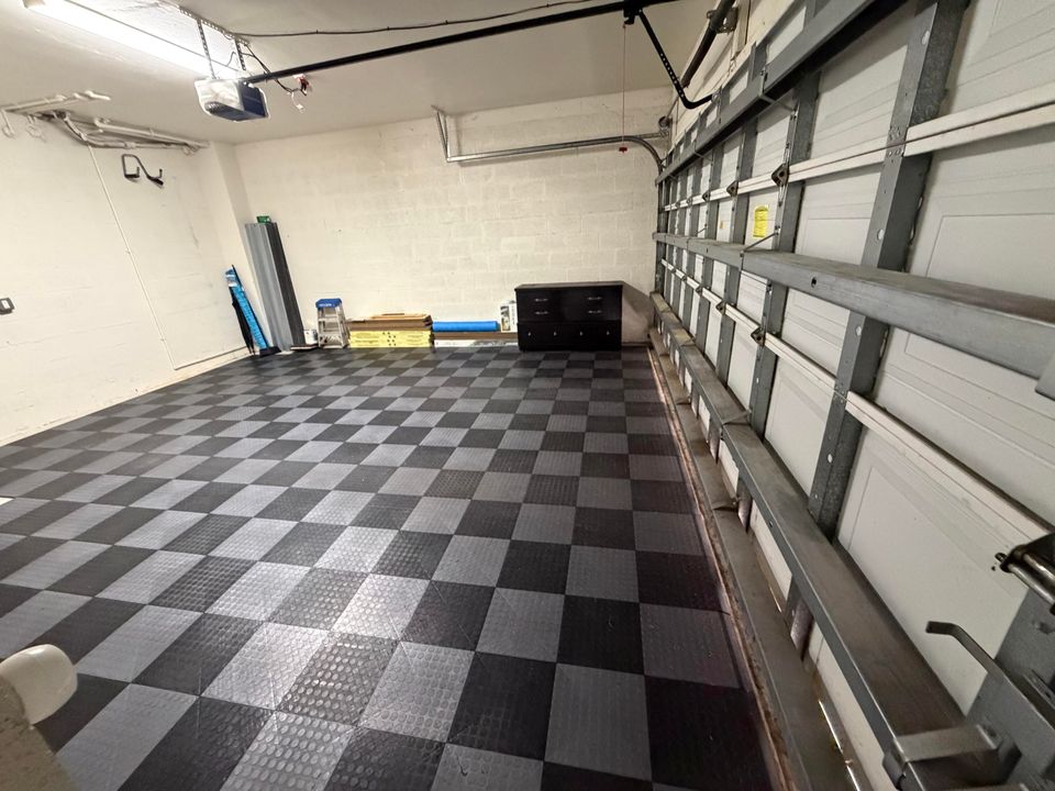 出租: $5,000 (3 贝兹, 2 浴室, 1536 平方英尺)