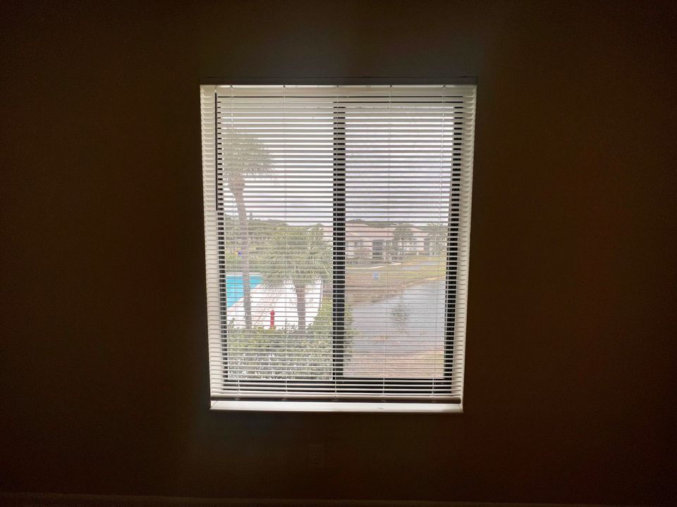 待售: $189,000 (2 贝兹, 2 浴室, 1104 平方英尺)