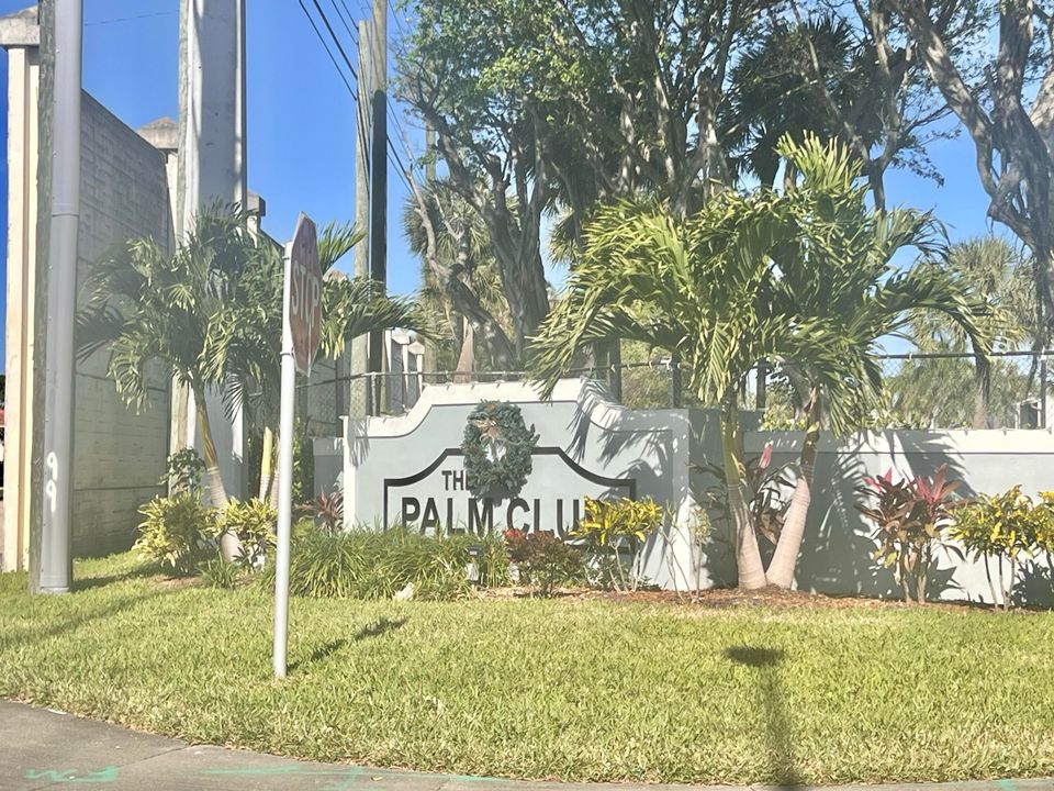 待售: $189,000 (2 贝兹, 2 浴室, 1104 平方英尺)