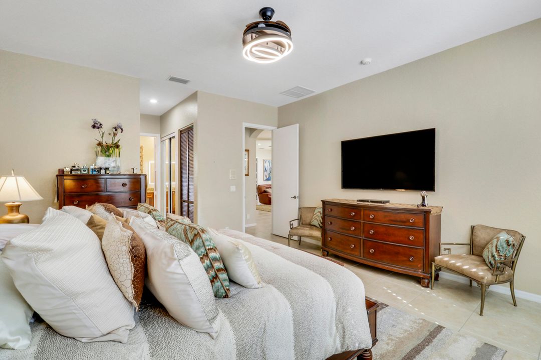 En Venta: $1,200,000 (4 camas, 2 baños, 2440 Pies cuadrados)