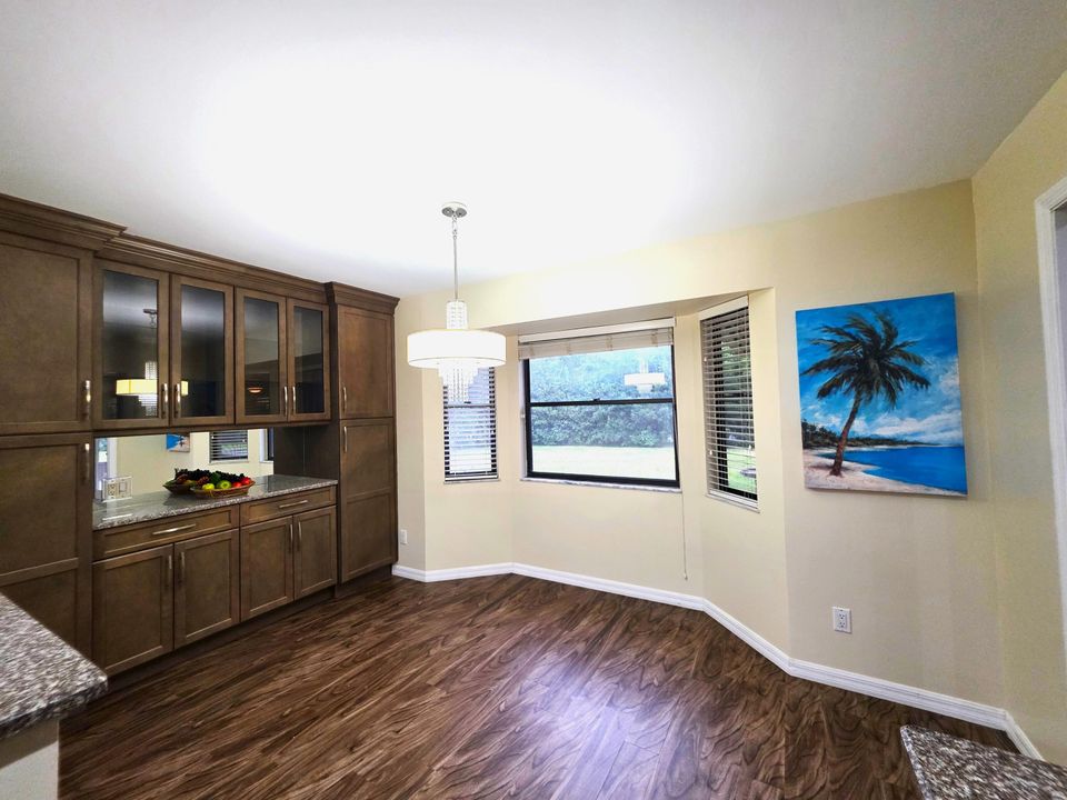 For Rent: $3,500 (3 beds, 2 baths, 2970 Square Feet)