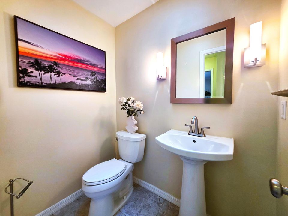 For Rent: $3,500 (3 beds, 2 baths, 2970 Square Feet)