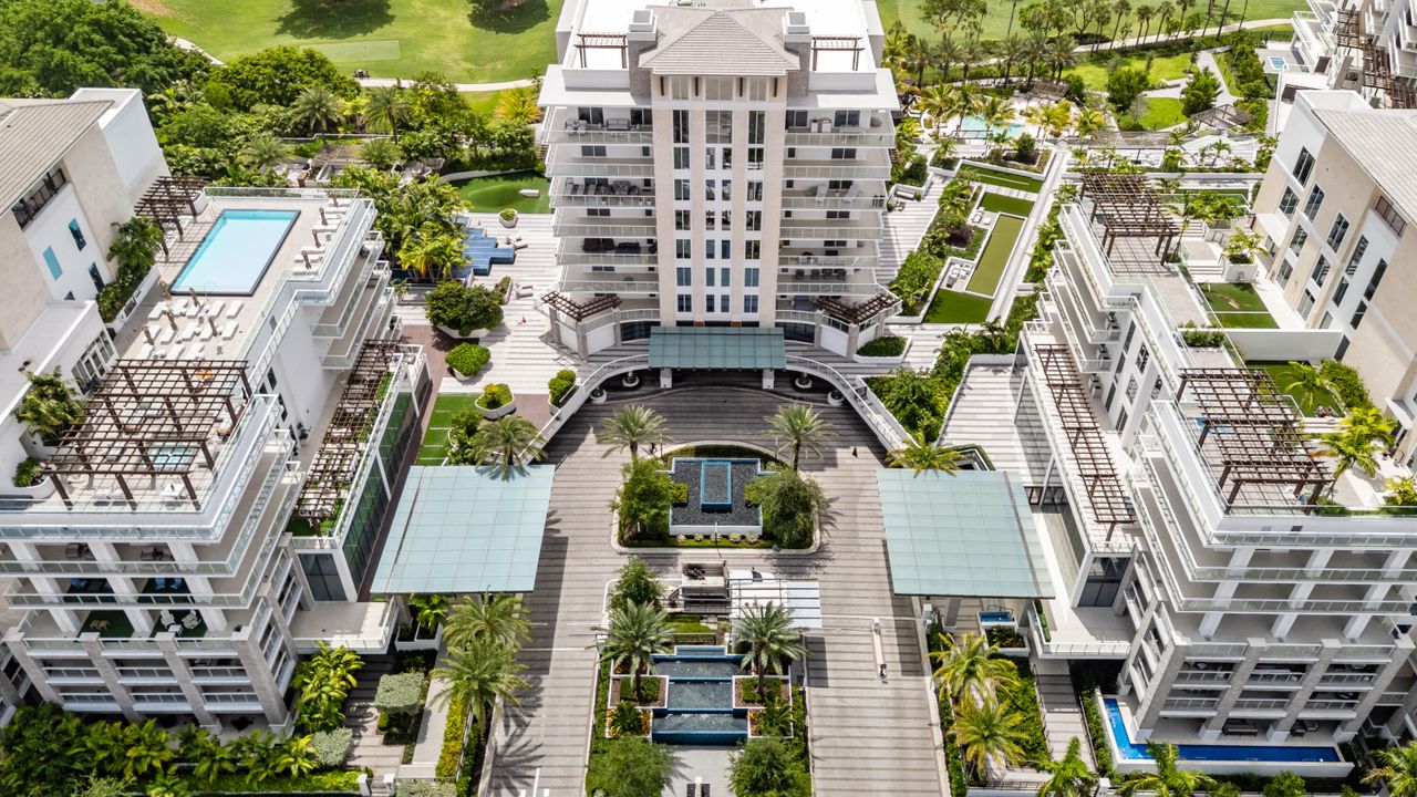 For Sale: $4,639,000 (3 beds, 3 baths, 3791 Square Feet)