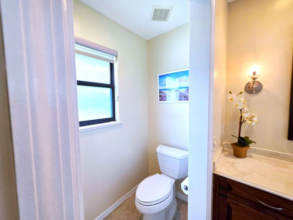 For Rent: $3,500 (3 beds, 2 baths, 2970 Square Feet)