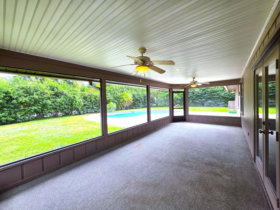 For Rent: $3,500 (3 beds, 2 baths, 2970 Square Feet)