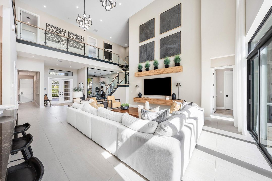 For Sale: $4,999,000 (5 beds, 5 baths, 5927 Square Feet)