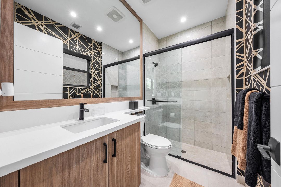 For Sale: $4,999,000 (5 beds, 5 baths, 5927 Square Feet)