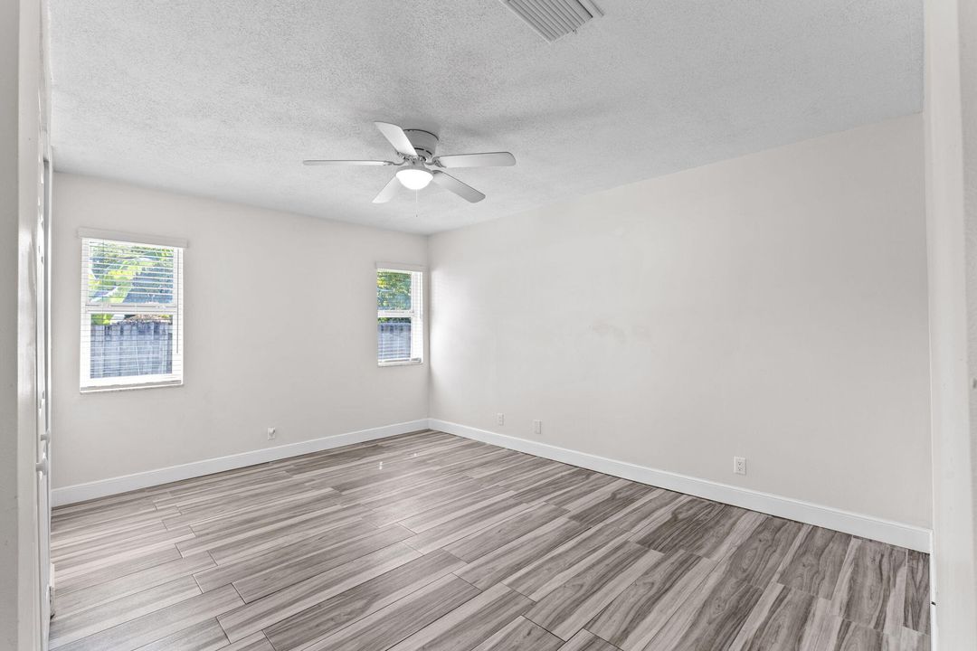 Activo con contrato: $450,000 (3 camas, 2 baños, 1252 Pies cuadrados)