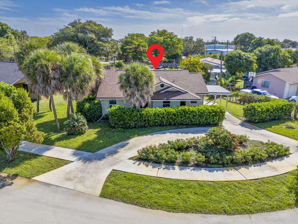 Activo con contrato: $450,000 (3 camas, 2 baños, 1252 Pies cuadrados)