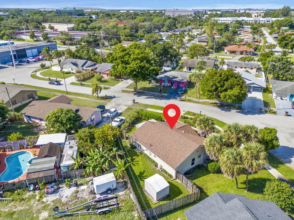 Activo con contrato: $450,000 (3 camas, 2 baños, 1252 Pies cuadrados)