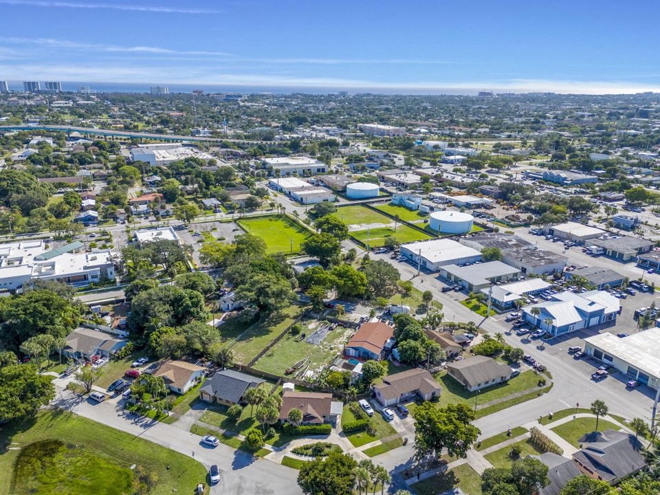 Activo con contrato: $450,000 (3 camas, 2 baños, 1252 Pies cuadrados)