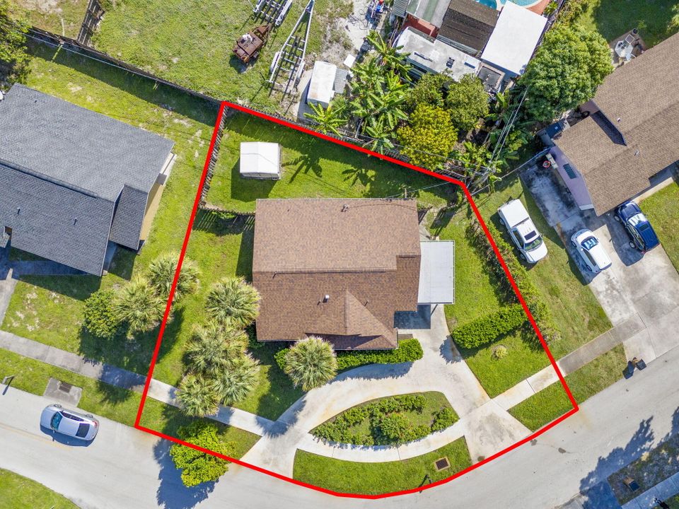 Activo con contrato: $450,000 (3 camas, 2 baños, 1252 Pies cuadrados)