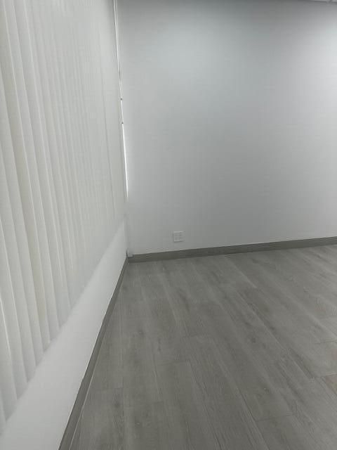 На продажу: $1,270 (0 спален, 0 ванн, 610 Квадратных фут)