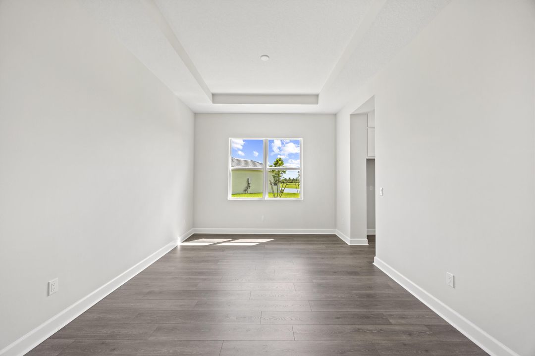 待售: $850,000 (5 贝兹, 4 浴室, 3172 平方英尺)