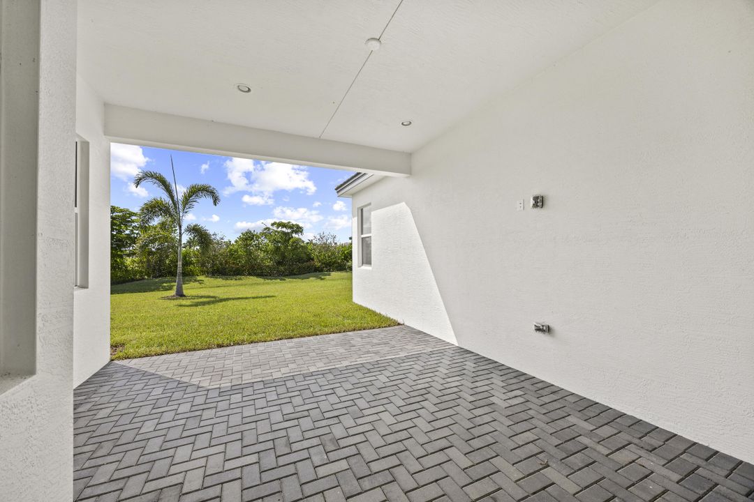 待售: $850,000 (5 贝兹, 4 浴室, 3172 平方英尺)