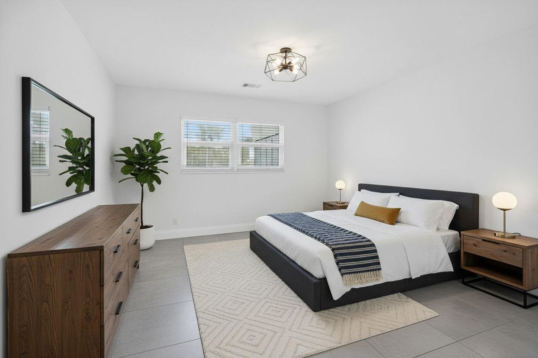 待售: $149,000 (2 贝兹, 2 浴室, 880 平方英尺)