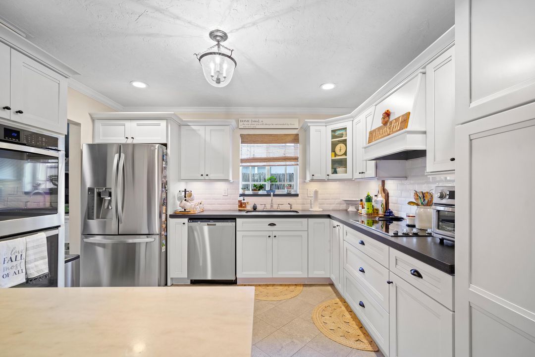 待售: $702,500 (3 贝兹, 2 浴室, 1606 平方英尺)