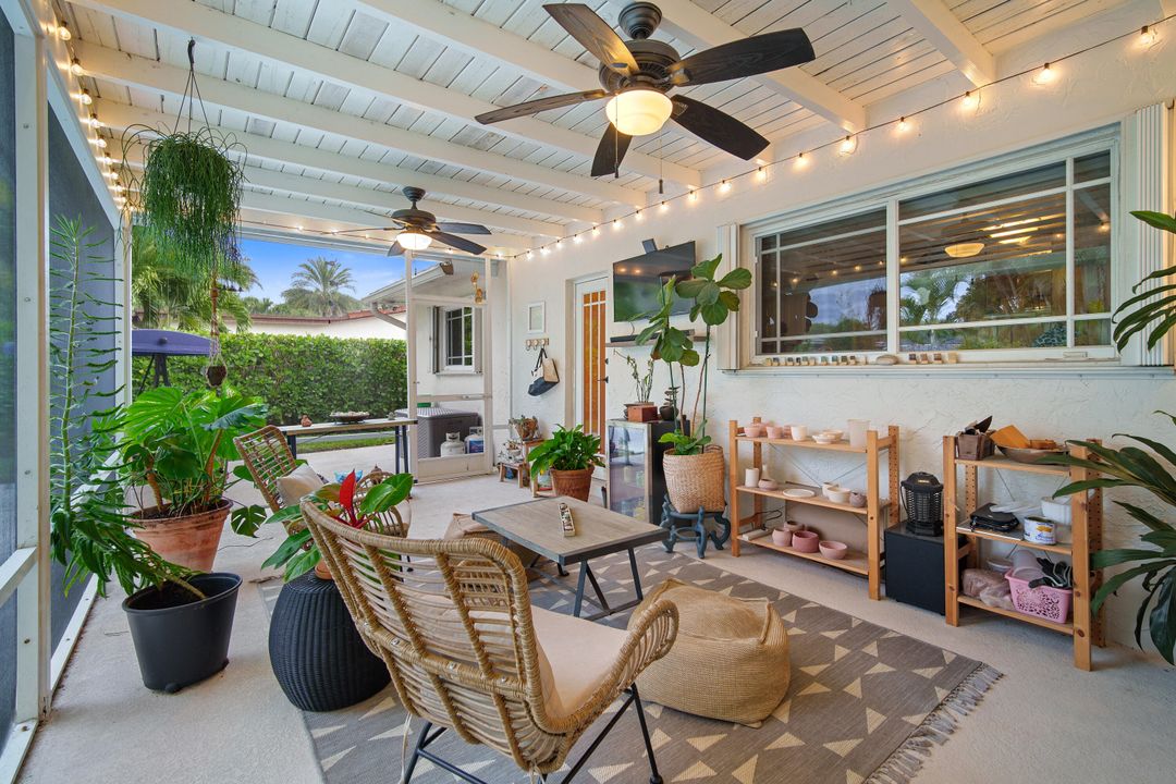 待售: $702,500 (3 贝兹, 2 浴室, 1606 平方英尺)