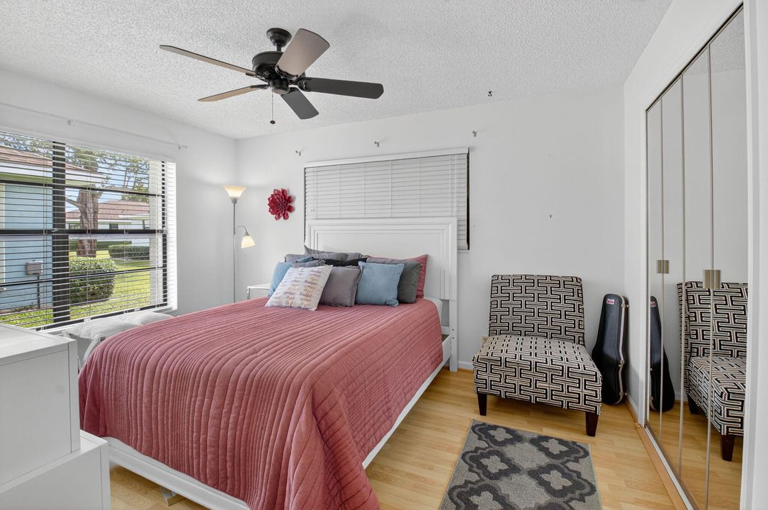 For Sale: $289,000 (2 beds, 2 baths, 1404 Square Feet)