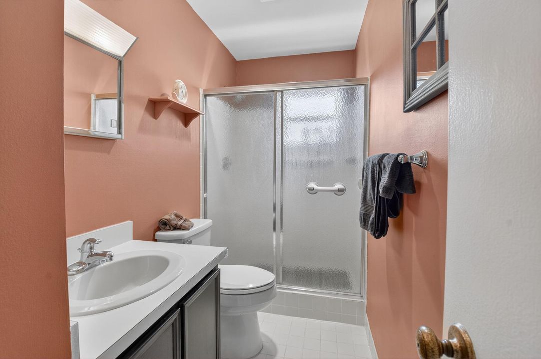 For Sale: $289,000 (2 beds, 2 baths, 1404 Square Feet)