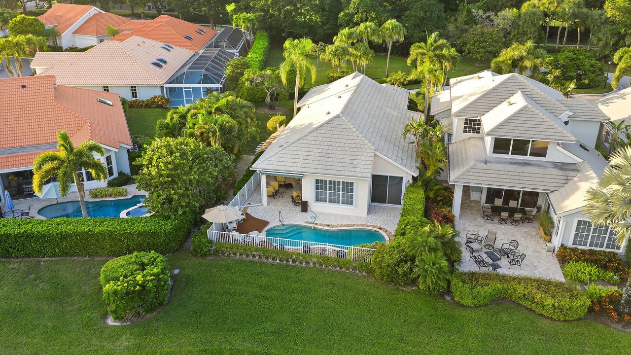 待售: $899,900 (3 贝兹, 3 浴室, 2032 平方英尺)