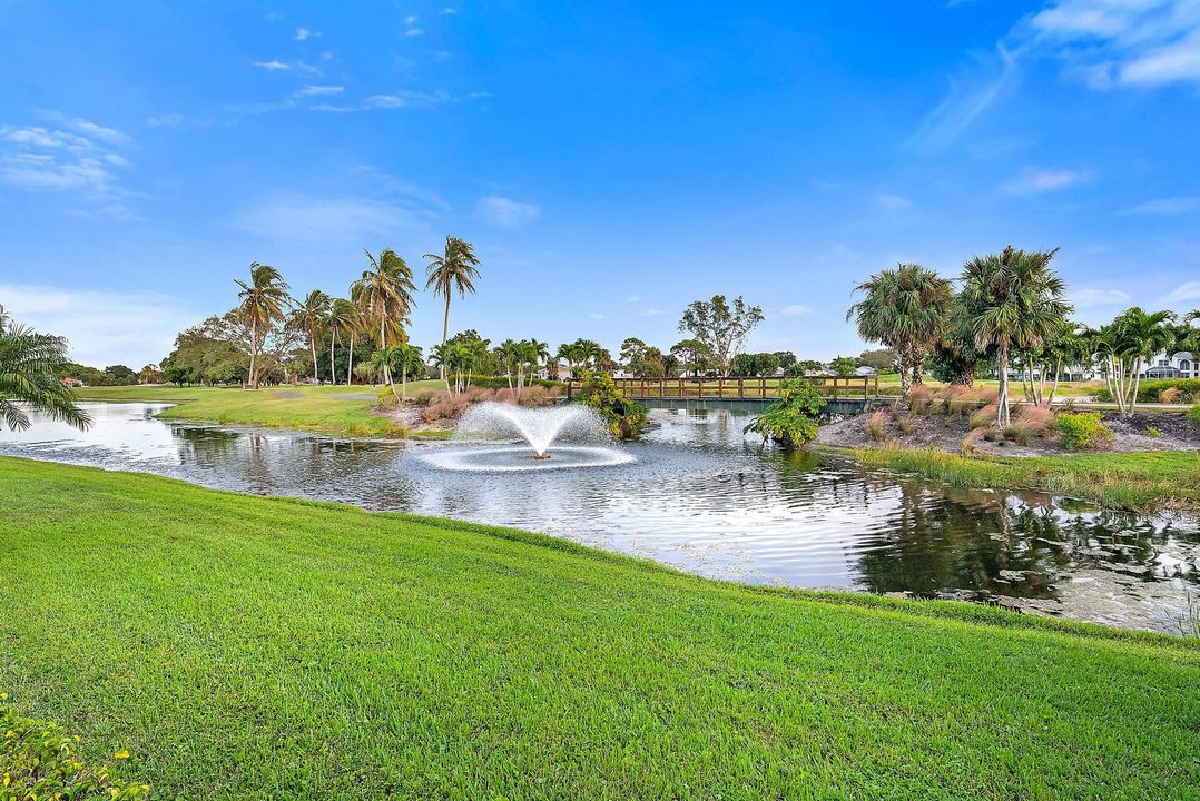 待售: $899,900 (3 贝兹, 3 浴室, 2032 平方英尺)