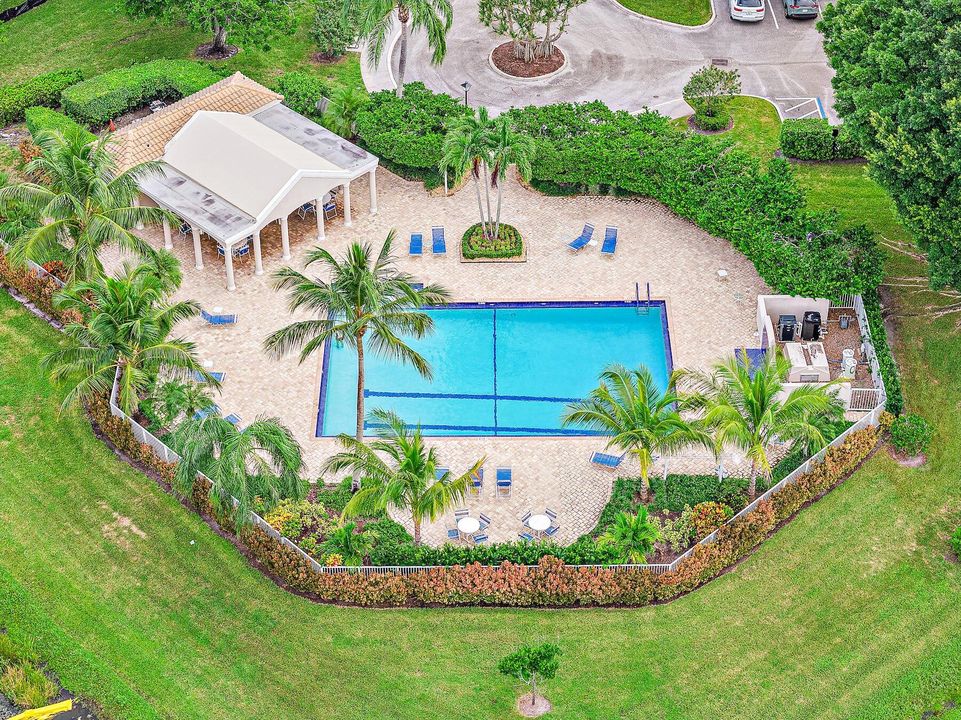 待售: $899,900 (3 贝兹, 3 浴室, 2032 平方英尺)