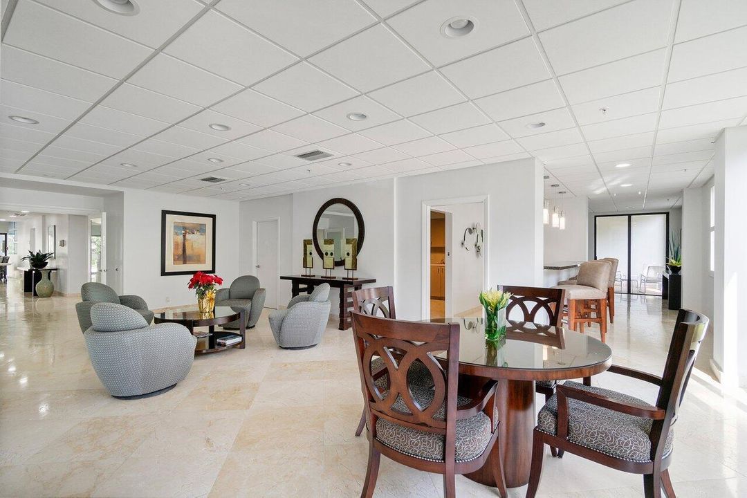 На продажу: $950,000 (2 спален, 2 ванн, 1556 Квадратных фут)