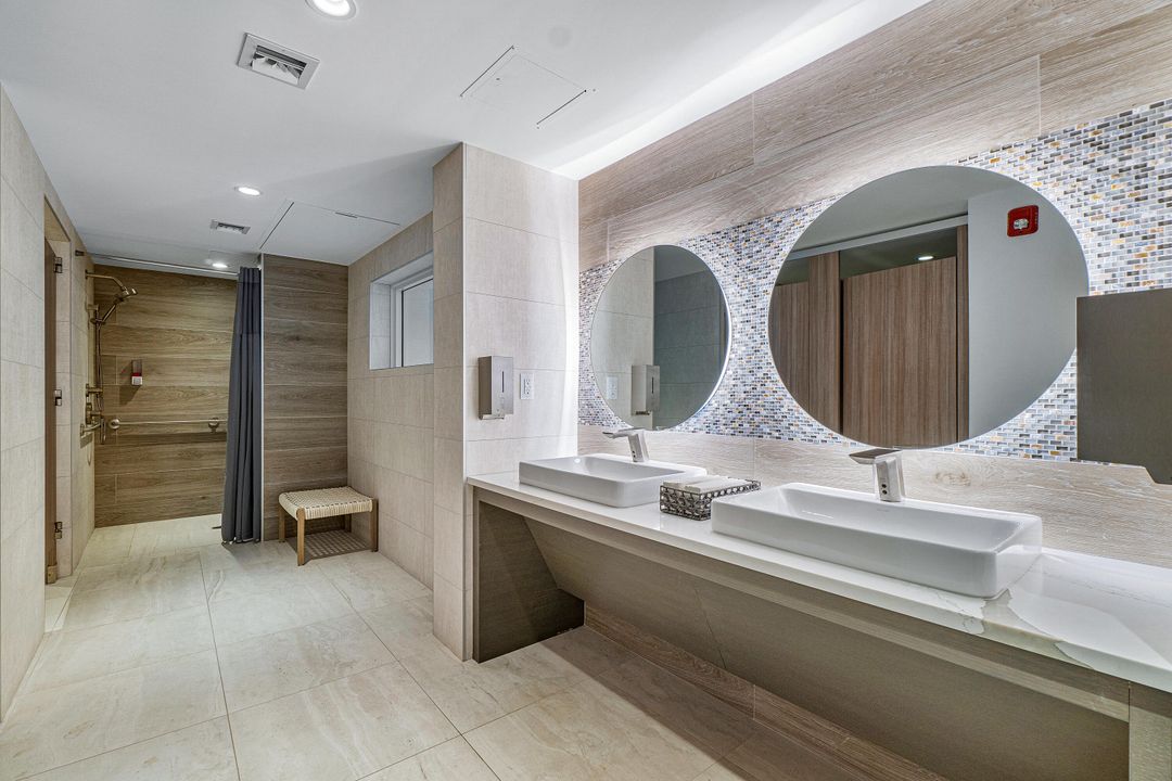 На продажу: $950,000 (2 спален, 2 ванн, 1556 Квадратных фут)