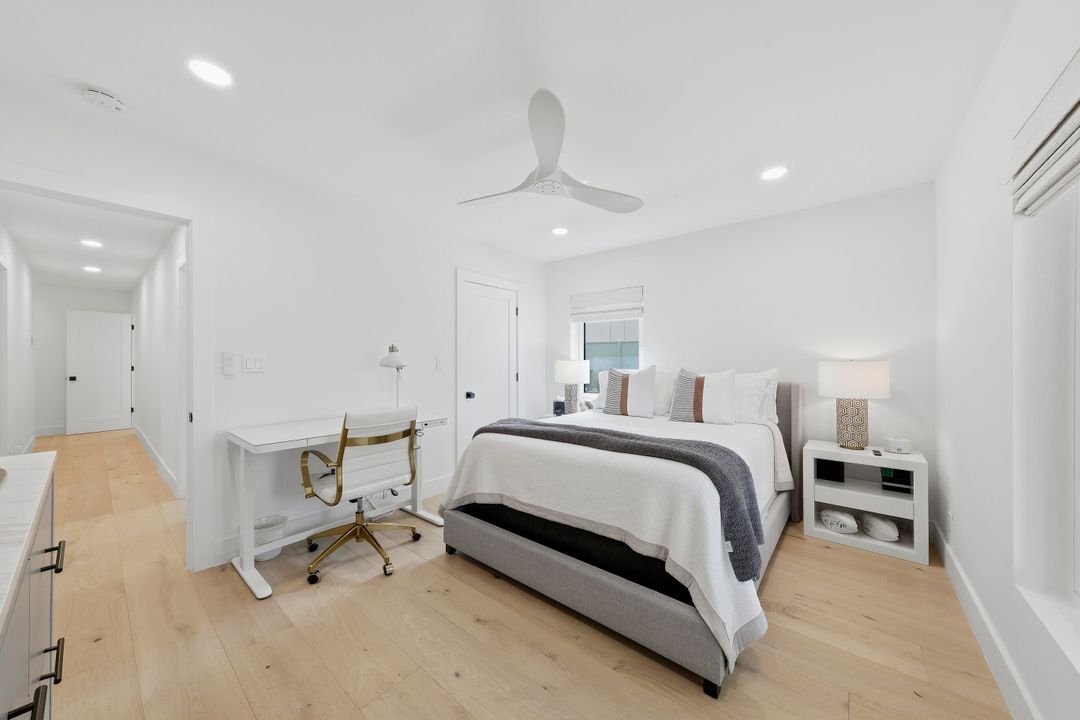 Active With Contract: $2,295,000 (4 beds, 3 baths, 2861 Square Feet)