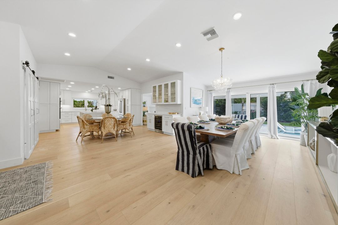 Active With Contract: $2,295,000 (4 beds, 3 baths, 2861 Square Feet)