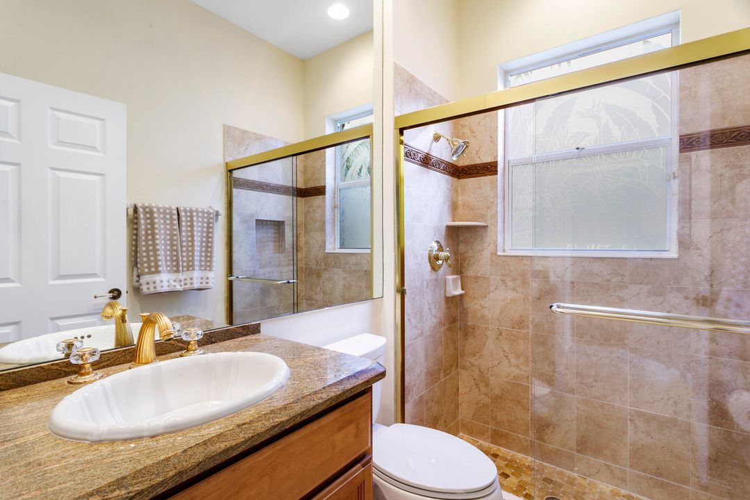 En Venta: $849,000 (3 camas, 3 baños, 2492 Pies cuadrados)