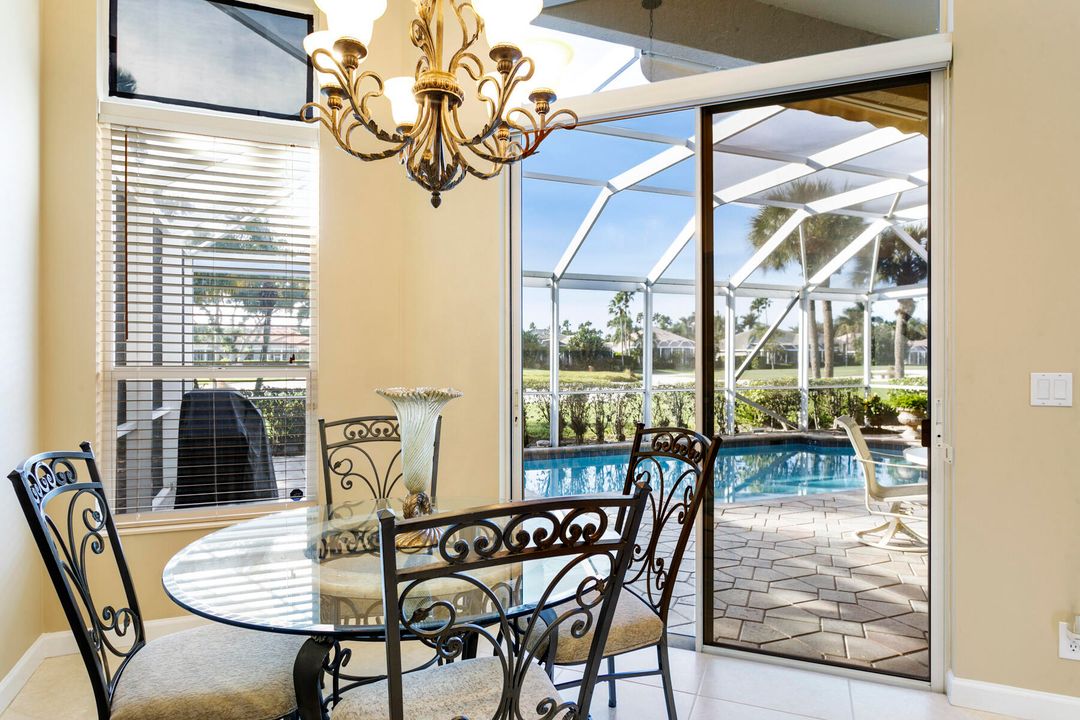 En Venta: $849,000 (3 camas, 3 baños, 2492 Pies cuadrados)