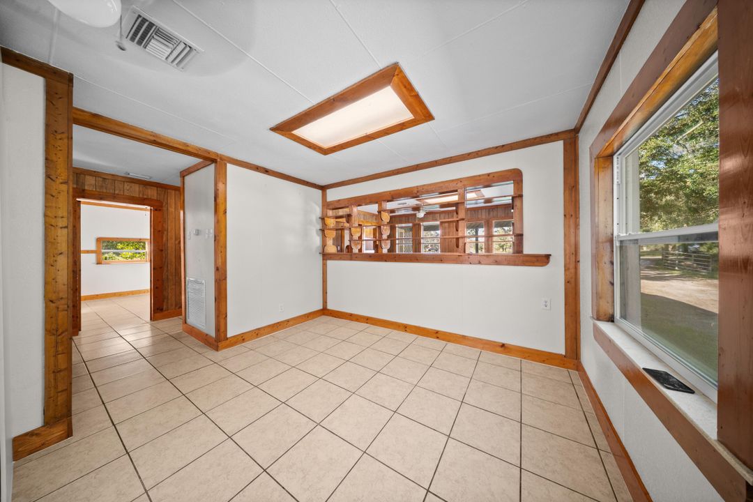 For Sale: $590,000 (4 beds, 3 baths, 1820 Square Feet)