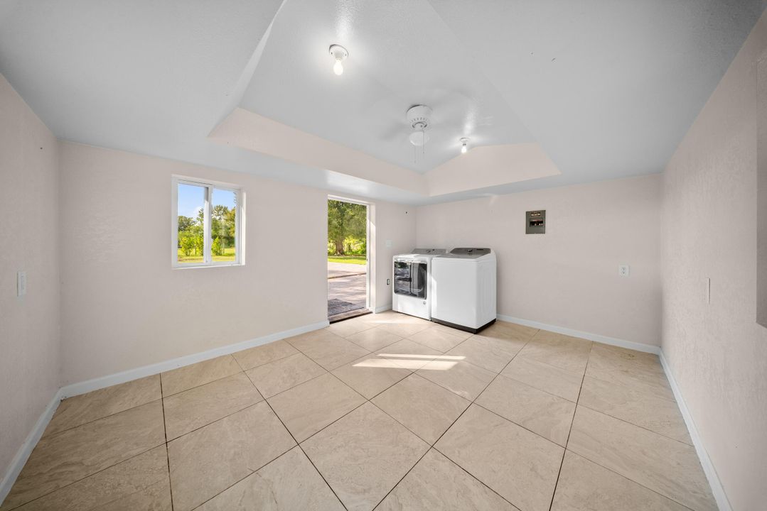 For Sale: $590,000 (4 beds, 3 baths, 1820 Square Feet)