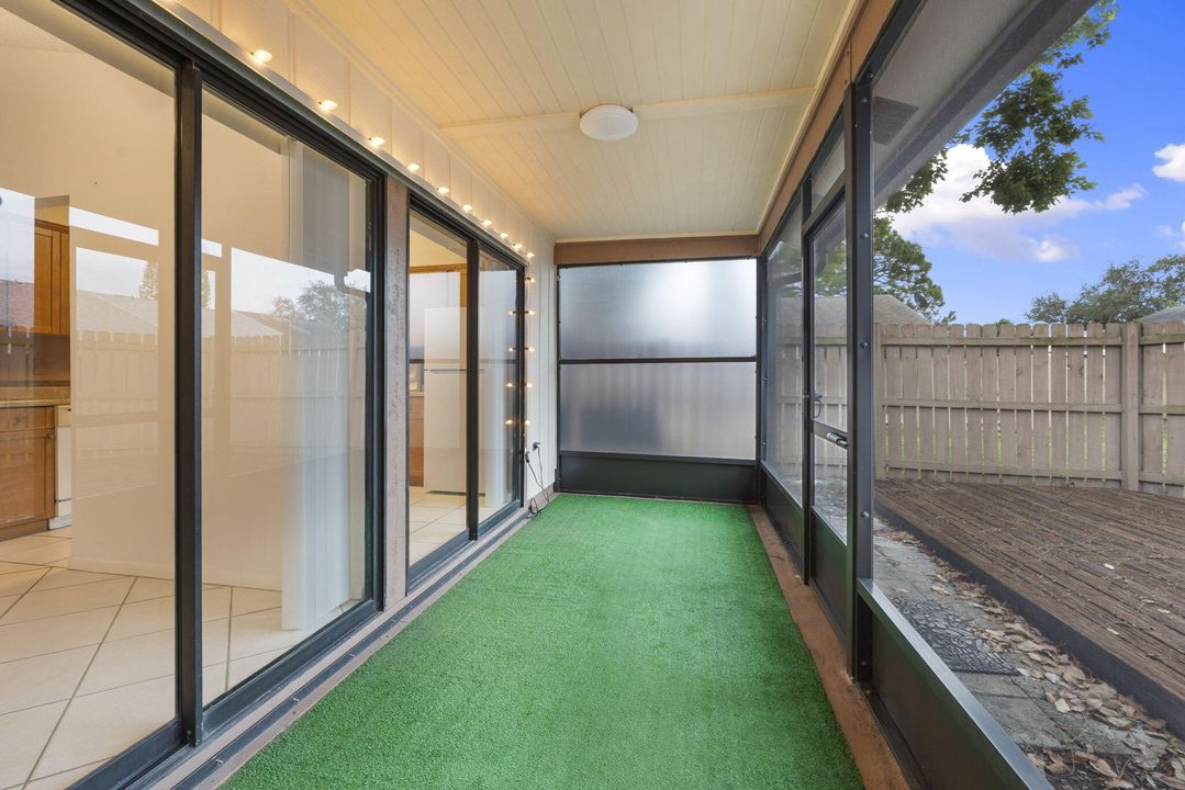 Activo con contrato: $299,000 (2 camas, 2 baños, 1092 Pies cuadrados)