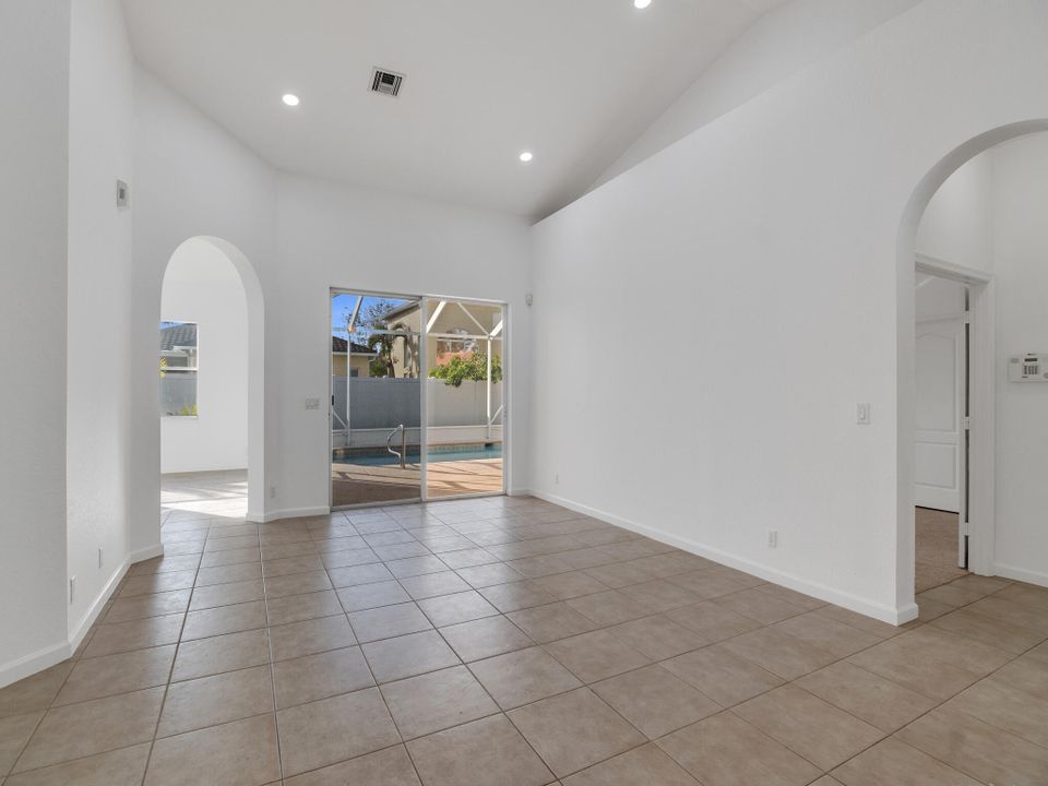 For Sale: $375,000 (3 beds, 2 baths, 1950 Square Feet)