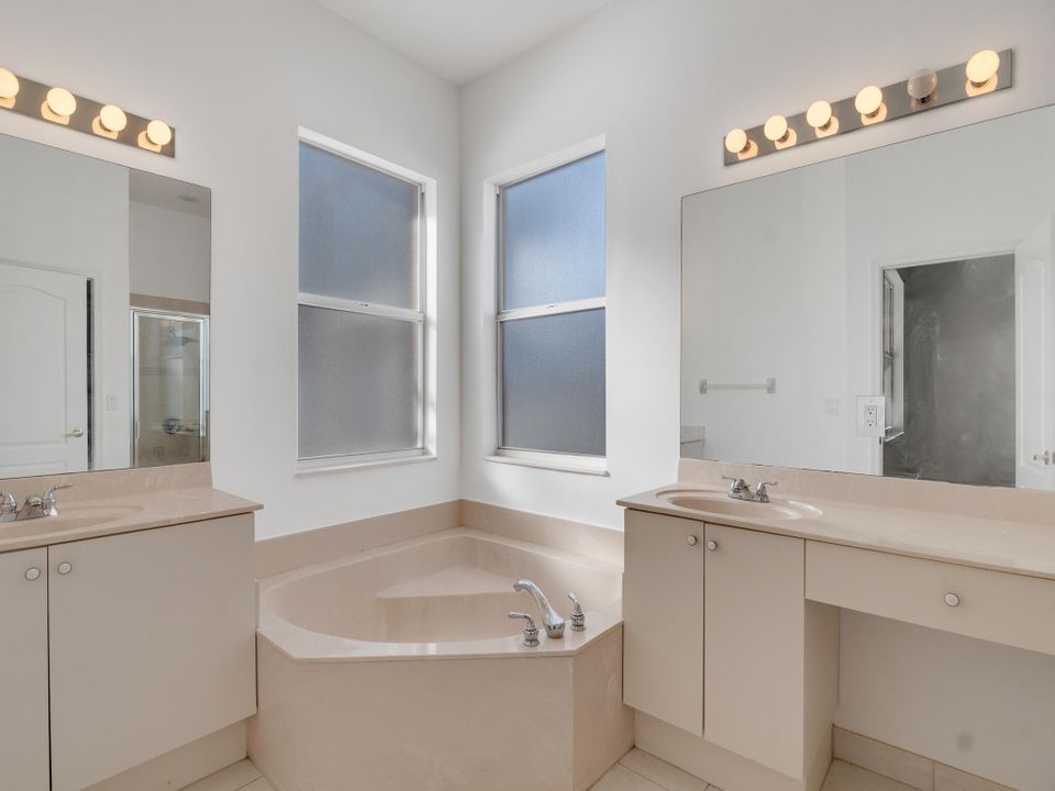For Sale: $375,000 (3 beds, 2 baths, 1950 Square Feet)