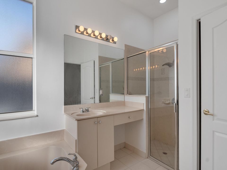 For Sale: $375,000 (3 beds, 2 baths, 1950 Square Feet)