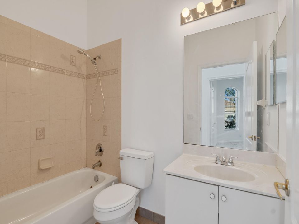 For Sale: $375,000 (3 beds, 2 baths, 1950 Square Feet)
