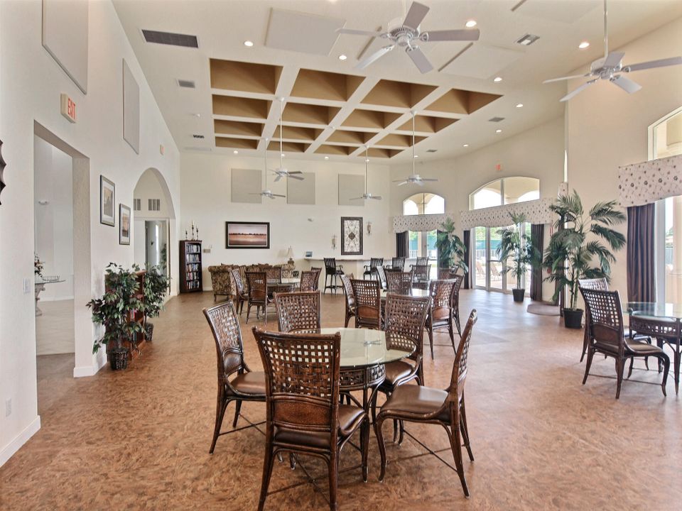 For Sale: $375,000 (3 beds, 2 baths, 1950 Square Feet)