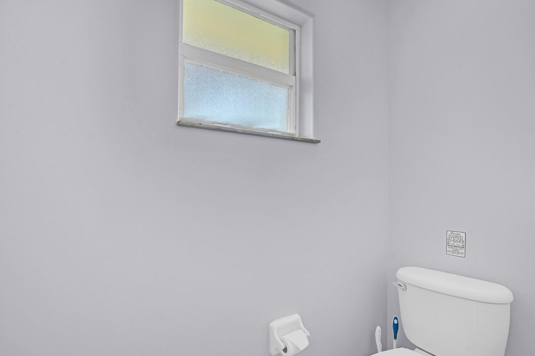 For Sale: $520,000 (3 beds, 2 baths, 1902 Square Feet)